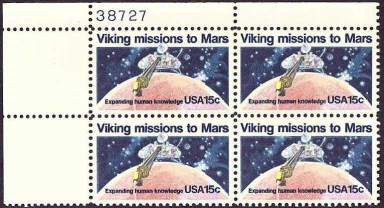 Scott 1759 Plate Block of 4 MNH Viking 1 on Mars (15 cents)