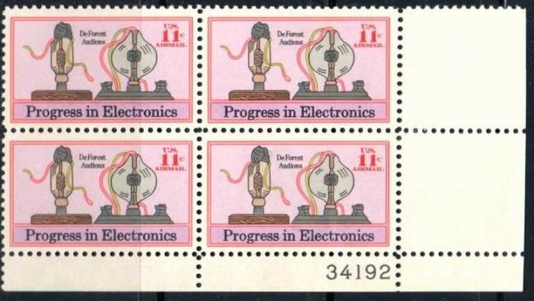 Scott C-086 Plate Block (11 cents)